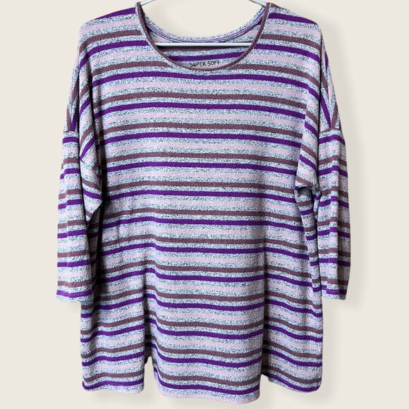 Torrid 3/4 Sleeve Crew Neck Super Soft Plush Top Purple Multi Stripe Size 2 - Picture 2 of 12